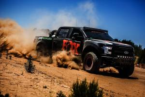 FOX Offroad Shocks - 2000 - 2016 Ford FOX Offroad Shocks PERFORMANCE SERIES 2.0 SMOOTH BODY RESERVOIR SHOCK - 985-24-105 - Image 4