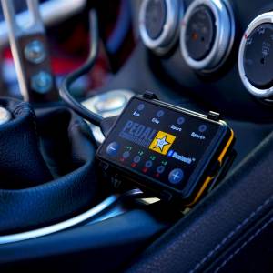 Pedal Commander - 2015 - 2022 Porsche Pedal Commander Throttle Response Controller with Bluetooth Support - 09-PSC-MCN-01 - Image 2
