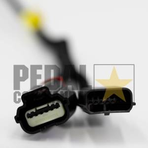 Pedal Commander - 2019 - 2022 Ford Pedal Commander Throttle Response Controller with Bluetooth Support - 18-FRD-RNG-01 - Image 7