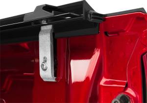 Truxedo - Truxedo Lo Pro Tonneau Cover 14-18 (19 Leg/Lim) Silv/Sierra 1500/15-19 2500HD/3500HD 8ft. - 572201 - Image 3