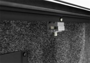Roll N Lock - Roll N Lock Truck Bed Cover E-Series-15-20 F-150 6ft.7in. - RC102E - Image 4