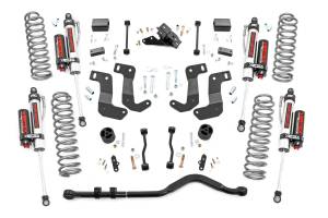 2018 - 2022 Jeep Rough Country Suspension Lift Kit w/Shocks - 66850
