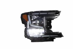 RENEGADE LED PROJECTOR HEADLIGHT W- SEQUENTIAL TURN-BLACK / SMOKE - CHRNG0671-B-SQ