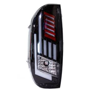 Winjet - RENEGADE LED SEQUENTIAL TAIL LIGHTS-GLOSS BLACK CLEAR - CTRNG0667-GBC-SQ