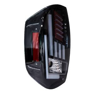 Winjet - RENEGADE LED SEQUENTIAL TAIL LIGHTS-GLOSS BLACK CLEAR - CTRNG0667-GBC-SQ - Image 3