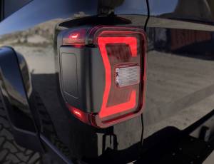 Winjet - RENEGADE LED SEQUENTIAL TAIL LIGHTS-BLACK RED - CTRNG0668-BR-SQ - Image 4
