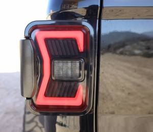 Winjet - RENEGADE LED SEQUENTIAL TAIL LIGHTS-BLACK SMOKE - CTRNG0668-BS-SQ - Image 4