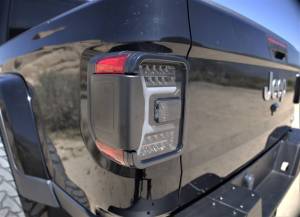 Winjet - RENEGADE LED SEQUENTIAL TAIL LIGHTS-BLACK SMOKE - CTRNG0669-BS-SQ - Image 4